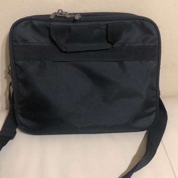 Dell Laptop Carry Case - Picture 2 of 9